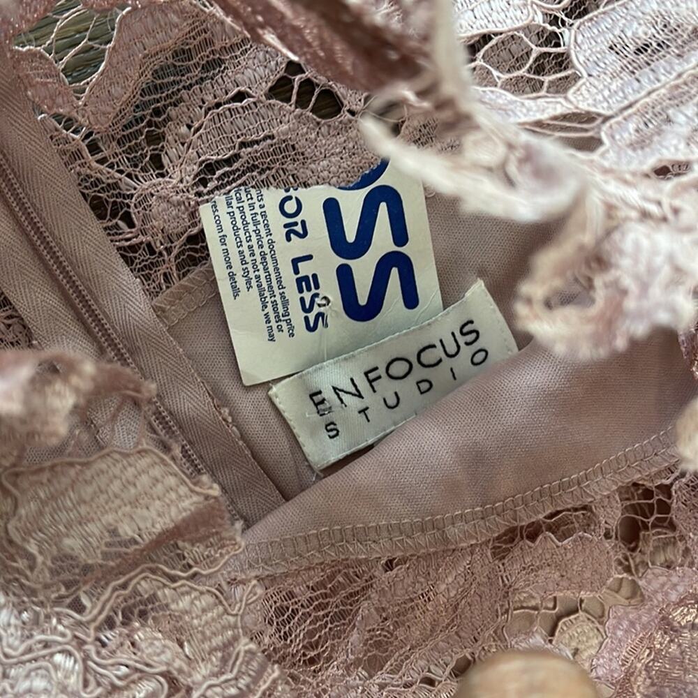Enfocus Studio NWT Lace fabric with interior lining Dress. - Picture 5 of 10